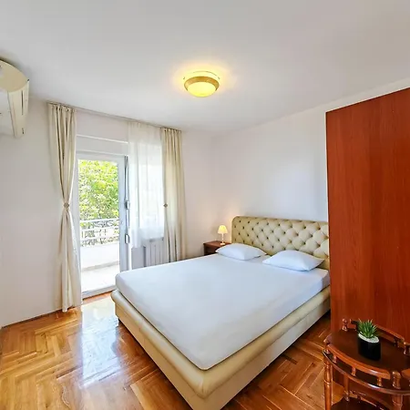 The Rising Sun Apartment Budva